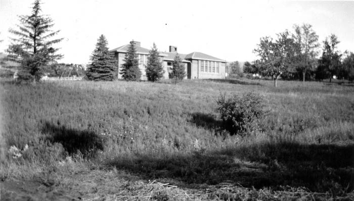 Arensdale School when it was still new, around 1910.
Courtesy of Colorado Springs Shrine Club